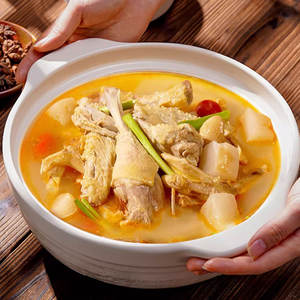 Zuppa di ravanello acido e anatra in umido Chongqing Sichuan ingredienti per zuppa di verdure sottaceto fatti in casa Base zuppa di anatra acida - Product Image 3