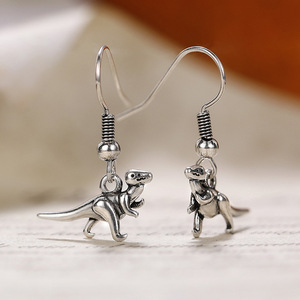 Boucles d'oreilles créatives en forme de dinosaure pour femmes, bijoux de mode animalière de niche - Product Image 1