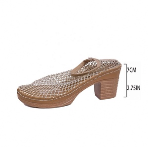 Nouvelles sandales à talon compensé et bride en T, style 2026, ajourées, tendance, incrustées de diamants, sexy, intemporelles, pour femme, hiver, été, printemps - Product Image 5