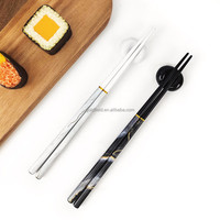 25 Nouveautés - Ensemble de baguettes à sushi en bois à motif de dragon classique, écologiques, élégantes, boîte cadeau en papier, 2 paires pour cadeaux d'affaires