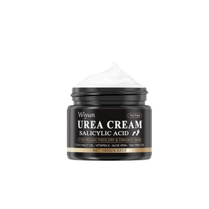 Crema Exfoliante <span class=keywords><strong>para</strong></span> Pies con 2% de Ácido Salicílico, 40% de Urea Mineral, <span class=keywords><strong>Aloe</strong></span> <span class=keywords><strong>Vera</strong></span> Orgánico, Vegano, Aroma a Fresa, <span class=keywords><strong>para</strong></span> <span class=keywords><strong>Talones</strong></span> <span class=keywords><strong>Agrietados</strong></span> - Product Image 4