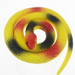 Serpiente <span class=keywords><strong>de</strong></span> Goma Realista <span class=keywords><strong>de</strong></span> 68 cm, Simulación Realista, Juguete <span class=keywords><strong>de</strong></span> Broma, Serpiente <span class=keywords><strong>de</strong></span> Juguete para Fiestas, <span class=keywords><strong>Bromas</strong></span>, Halloween - Product Image 3
