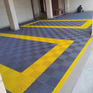 Carreaux de sol en plastique-Résistant à l'eau antidérapant de 18mm d'épaisseur Revêtement de sol écologique pour hangar de <span class=keywords><strong>garage</strong></span> Installation par clic Garantie de 5 ans - Product Image 6