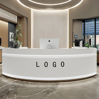 Bureau de réception en bois moderne en forme d'arc, personnalisable en couleur et en taille, pour hôtel, école, salon de beauté, centre commercial, hôpital, utilisation en extérieur