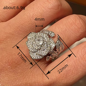 Elegante Anello Aperto Regolabile a Rosa, Gioiello Minimalista da Donna, per Uso Quotidiano, Regalo Chic - Product Image 3
