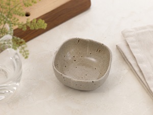 Tazón Ovalado Penumbra de 5.5 Pulgadas (13.3 cm), Pequeño, Cerámica Reforzada con Esmalte de Horno, Tazón de Porcelana para Servir - Product Image 2