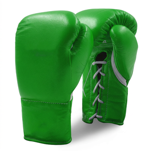 Guantes de Boxeo de Cuero Personalizados OEM/ODM con Cordones y Correa Ajustable para la Muñeca, Guantes de Entrenamiento Unisex para Gimnasios y Protección en Boxeo - Product Image 3