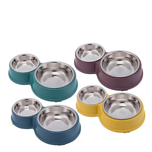 Comedero Doble de Lujo para Gatos Lynpet, Diseño Ecológico en Forma de 8, Acero Inoxidable con Base Antideslizante, Tazones para Alimentar Mascotas - Product Image 2