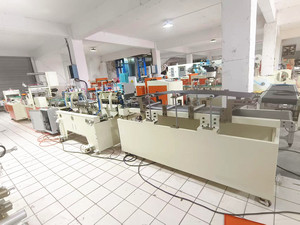 Đầy Đủ Máy Tự Động Cho Sản Xuất Côn Trùng Keo Bẫy Pad Gián Bẫy Và Phát Hành Giấy Côn Trùng Keo Hội Đồng Quản Trị Máy Làm - Product Image 2