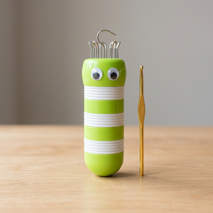 HC0159 <b>Pompom</b> <b>Makers</b> |Green Striped Plastic Crochet Hook Holder With Eyes Portable Craft Storage For Knitting Tools - Product Image 6