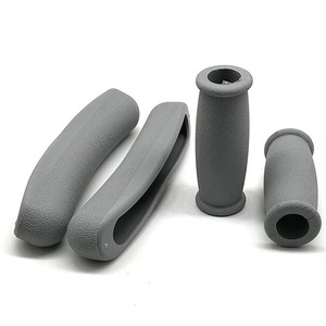Coussin de soutien sous-aisselle en caoutchouc souple avec poignée élastique, gris clair VHK666 - Product Image 1