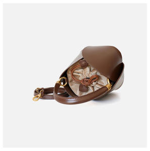 Nouveau sac seau 2025, sac à bandoulière tendance et multifonctionnel pour femme - Product Image 5