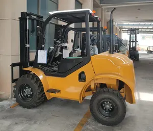 Japan Diesel Engine 3.5ton 4WD All Terrain Off Road Rough Terrain Forklift With Full Enclosed Cabin