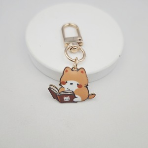 Lindo Colgante de Gato Leyendo, Llavero, Colgante para Bolso, Auriculares USB, Adornos para Bolsos, Regalo para Mujeres y Niñas - Product Image 4