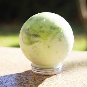 Botellas de Bebidas Esféricas de Plástico PET Transparente de 500 ml con Tapa de Rosca de Aluminio para Envasado de Té con Leche y Jugos - Product Image 4