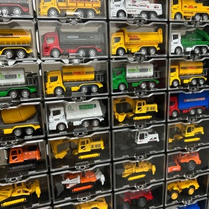 CPC ASTM EN71 Collector's <strong>Edition</strong> 1:64 1:50 Scale Alloy Engineering Truck Set Unisex Storage &amp; Display Box Children's Toy Gift - Product Image 5