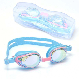 Gafas de Natación Universales para Adultos y Jóvenes con Diseño Antivaho e Impermeable y Lentes de PC - Product Image 6