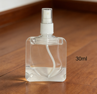 Pochette en plastique personnalisée de 30 ml, 50 ml, 100 ml avec pulvérisateur à pression, pochettes debout recyclables, pochette à bec verseur pour liquides