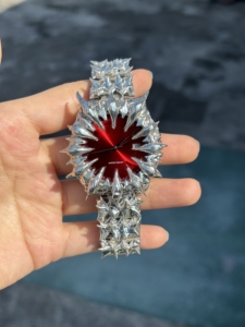 ساعة لحام القوطية ذات الطلب المخصص ، ساعة من الفولاذ المقاوم للصدأ ، مرمر القوطي ، ساعة كوارتز مسننة مصنوعة يدويًا للرجال - Product Image 3