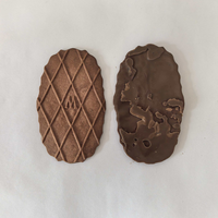 Wafer Sandwich Isi Krim Latte Kelapa Grosir OEM, Biskuit Pola Waffle Renyah, Camilan Kemasan Individual Grosir