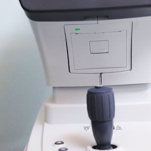 Refractómetro digital completamente automático Refractómetro automático de oftalmología - Product Image 3