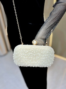 Sac à main <span class=keywords><strong>de</strong></span> luxe élégant pour femme avec poignée supérieure, perles et chaîne, sac <span class=keywords><strong>de</strong></span> soirée perlé scintillant, porté épaule ou croisé - Product Image 3