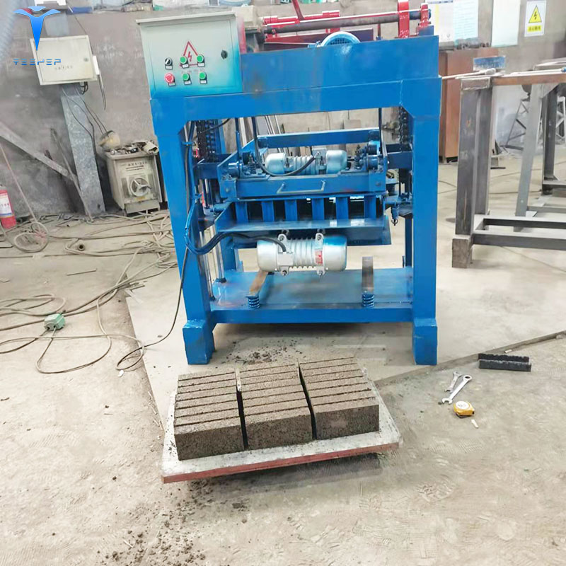 Машина для производства керамических гидравлических глиняных грунтов