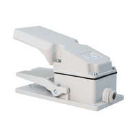 Interrupteur au pied de haute qualité Chint YBLT-4 pour tour à métaux, machine à poinçonner, pédale à réinitialisation automatique, protection contre les chocs, interrupteur au pied 415V 3A 50/60HZ