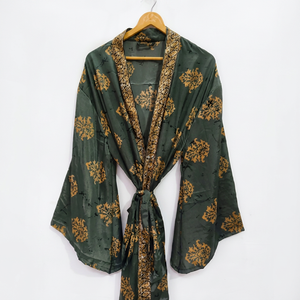 Robe en soie longue jusqu'aux chevilles, robe multicolores, robe de nuit, robe indienne vintage en soie recyclée, kimono en sari - Product Image 1