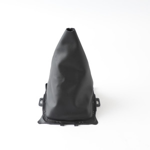 Housse anti-poussière pour levier de vitesse de voiture, pour Ford Fiesta MK6, en cuir noir, numéro de pièce de rechange FX 485 - Product Image 1