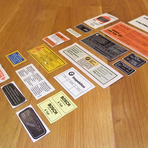 سبائك مخصصة قطع لفة الذاتي لاصق عالية درجة الحرارة المقاومة للماء الفينيل الحرارة مقاومة التسمية ملصقا للبطارية - Product Image 6