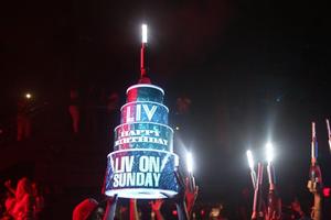 Tùy chỉnh biểu tượng câu lạc bộ đêm thanh acrylic VIP dịch vụ hiển thị VIP LED sinh nhật Bánh chai trình bày Carrier giá - Product Image 2