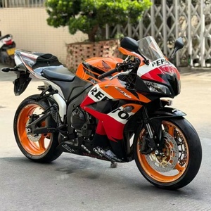 Motocicleta Honda CBR600RR 600CC de Segunda Mano - Bajo Kilometraje, Alto Rendimiento, Velocidad 80km/h, Fabricada en Chongqing, China, Envío Disponible - Product Image 1