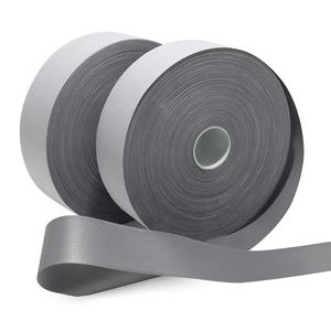 高輝度ポリエステルシルバーグレー反射ストリップテープ、安全ジャケット・ユニフォーム用反射安全ストリップ - Product Image 1