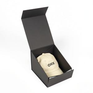 Boîtes cadeaux écologiques en gros Crown Win, noires, petites, 48 cm, pliables, avec couvercle magnétique, pour chaussettes, fourrure, emballage - Product Image 6