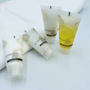 Ensemble <span class=keywords><strong>de</strong></span> produits <span class=keywords><strong>de</strong></span> toilette pour hôtel miniature bon marché avec logo personnalisé jetable, shampoing, <span class=keywords><strong>gel</strong></span> <span class=keywords><strong>douche</strong></span> - Product Image 4