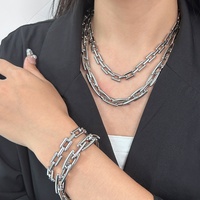 Chaînes faites à la main en acier inoxydable de haute qualité ensemble de bijoux à la mode élégant bracelet de montre bracelet à maillons infinis chaîne Bracelet collier