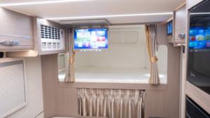<span class=keywords><strong>Vente</strong></span> en gros d'usine Changan Motorhome 4X4 RV tout-terrain avec châssis de transmission <span class=keywords><strong>automatique</strong></span> RV un <span class=keywords><strong>camping</strong></span>-<span class=keywords><strong>car</strong></span> puissant RV pour Offre Spéciale - Product Image 5