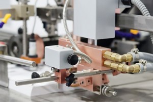 Dikey istifleyici broşür kağıt katlama makinesi ile yüksek kaliteli talimat katlama makinesi - Product Image 2