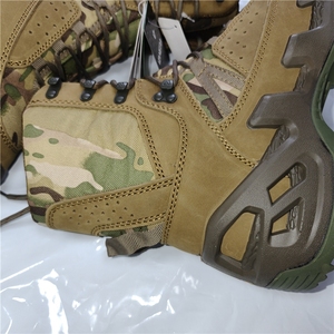 Botas de Media Caña TSB07 Color Café Oscuro con Mangas de Camuflaje CP y Gamuza Personalizadas - Product Image 5