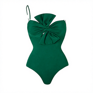Maillot de bain une pièce vert uni pour femme avec devant torsadé et ensemble jupe sarong assortie - Product Image 4