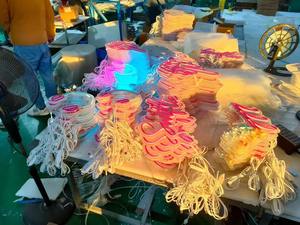 Nouveau design <span class=keywords><strong>de</strong></span> logo <span class=keywords><strong>de</strong></span> miroir néon en forme <span class=keywords><strong>de</strong></span> papillon <span class=keywords><strong>avec</strong></span> lumière LED flexible, enseigne lumineuse néon personnalisée pour la chambre d'enfant, la <span class=keywords><strong>salle</strong></span> <span class=keywords><strong>de</strong></span> <span class=keywords><strong>bain</strong></span>, décoration - Product Image 6