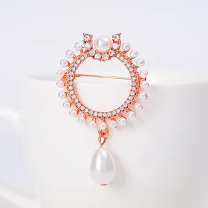 Wholesale Crystal Rhinestones Pave Geometric Brooch Pin Simulated Pearls Brooch Women Costume Jewelry