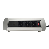 EU-Steckdose mit 3 Anschlüssen aus Aluminiumlegierung für Multimedia USB-A und USB-C 15W 20A 250V Gewerbliche Nutzung