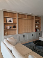 Étagères encastrées contemporaines Vermonhouzz sur mesure avec une esthétique élégante et une palette de couleurs audacieuse pour une maison moderne et luxueuse