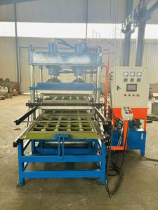 Nouvelle conception de presse à carreaux de sol en caoutchouc, machine de pressage de <span class=keywords><strong>tapis</strong></span>, machine de vulcanisation de <span class=keywords><strong>tapis</strong></span> en caoutchouc à partir de granulés de pneus usagés - Product Image 4