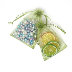 Sacs en <span class=keywords><strong>organza</strong></span> de polyester en gros 7x9cm, petite pochette cadeau, accepte la personnalisation, tissu en maille douce, <span class=keywords><strong>sac</strong></span> d'emballage pour bijoux de Noël - Product Image 6