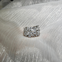 Bague florale plaquée platine KYRA01030 de qualité vérifiée avec zircon brillant pour marque de bijoux