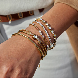 Bracelet ouvert en acier inoxydable pour femmes, bijoux élégants empilables, style européen et américain, bracelet en acier titane - Product Image 3