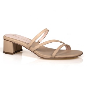 Fábrica al por mayor de encargo de la de las mujeres de la moda de verano de Nappa genuina confort Sexy correa de <span class=keywords><strong>tacón</strong></span> grueso altura media de las mujeres <span class=keywords><strong>sandalias</strong></span> de <span class=keywords><strong>fiesta</strong></span> - Product Image 1